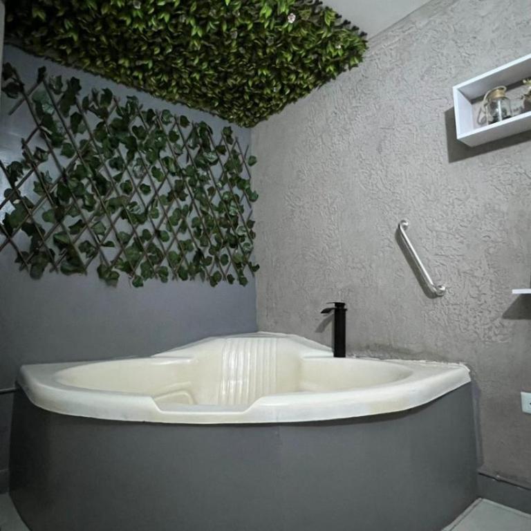 Apartamento moderno cerca a Clinica Abner Lozano - Apartamento Deluxe de 1 dormitorio con vistas al jardín - 14