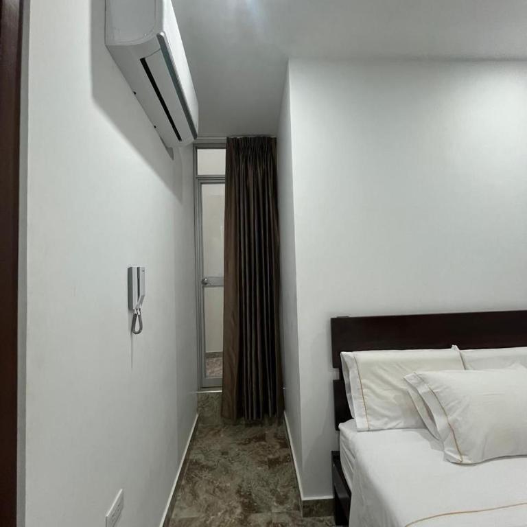 Hotel San Francisco - Habitación Estándar - 1 cama grande - 2