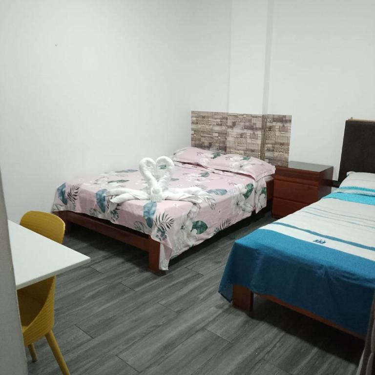 Hotel Ruah - Twin Room with Private Bathroom - 2