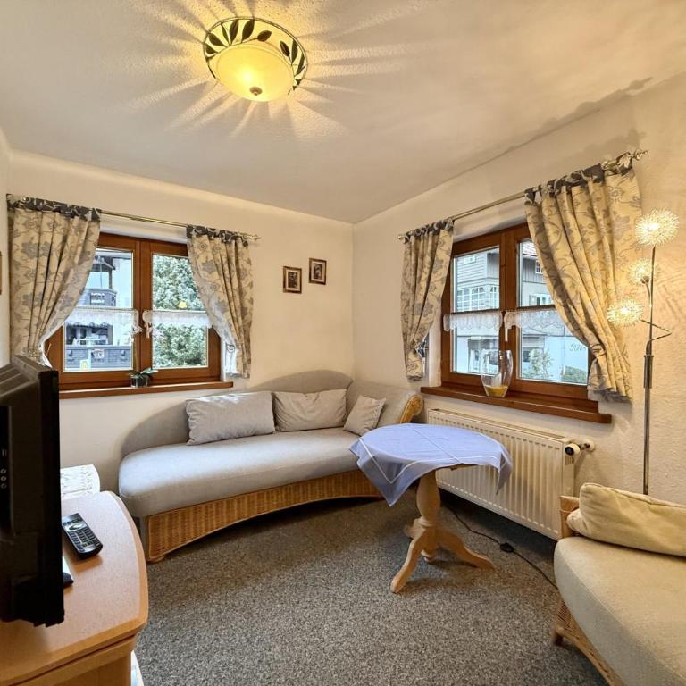 Haus Gipfelzauber - Apartment mit 1 Schlafzimmer - 1