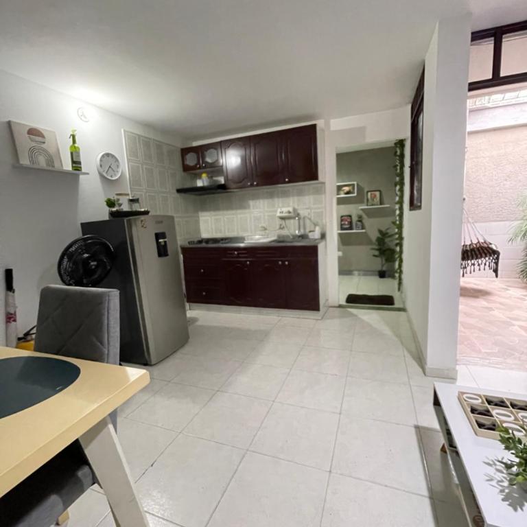 Apartamento moderno cerca a Clinica Abner Lozano - Apartamento Deluxe de 1 dormitorio con vistas al jardín - 2