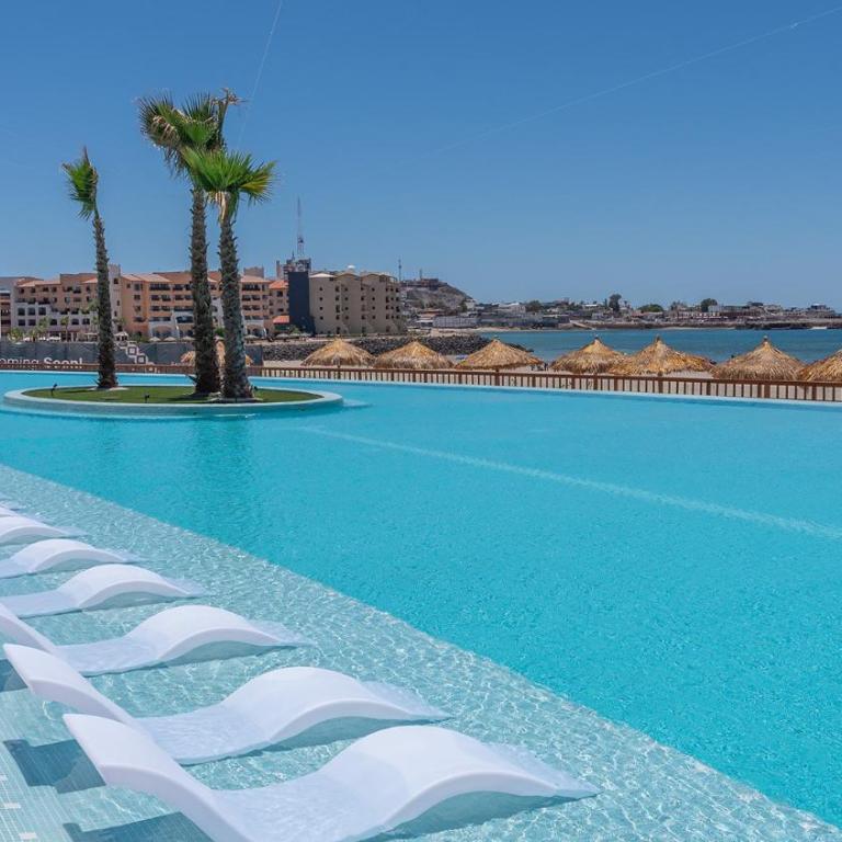New Seaside Gem Delivering Style, Comfort, and Panoramic Views - Maison de Vacances - 19