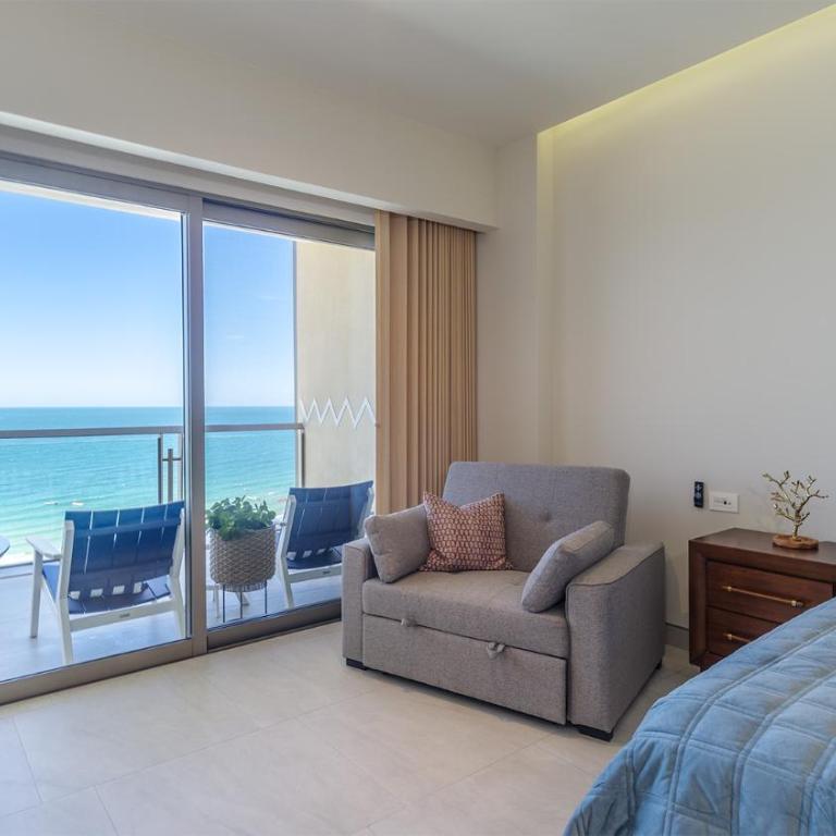 Luxury Oceanfront Condo with Stunning Views - Casa - 6