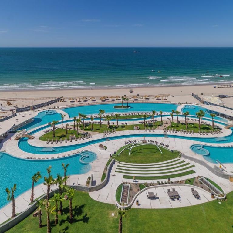 Luxury Oceanfront Condo with Stunning Views - Maison de Vacances - 23