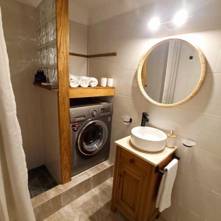 Departamento frente al mar con cochera - One-Bedroom Apartment - 9