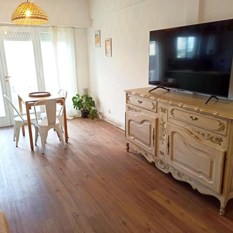 Departamento frente al mar con cochera - One-Bedroom Apartment - 15