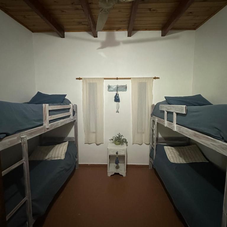 Mi lugar Potrero de Garay - Four-Bedroom House - 11