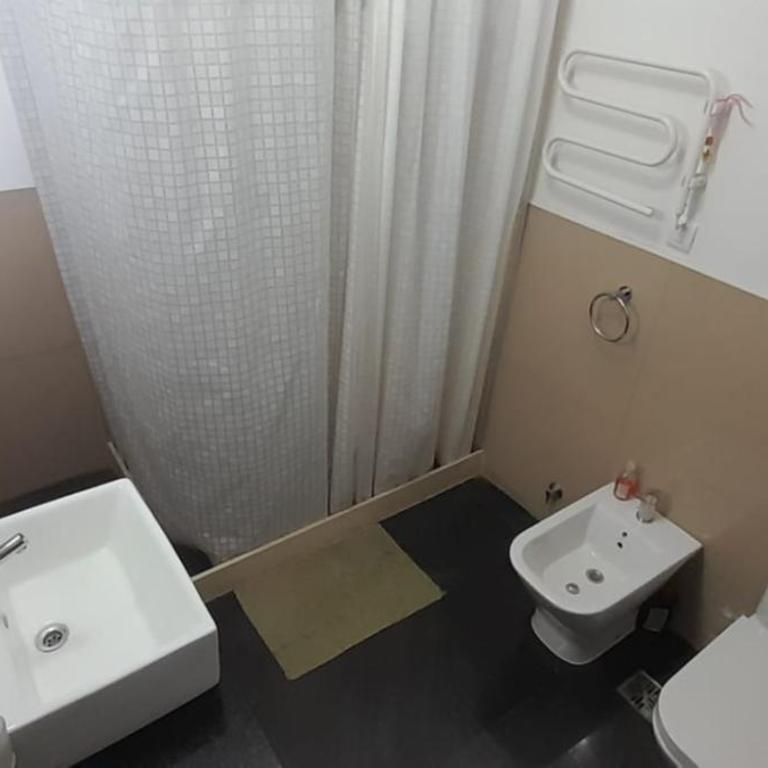 casa alquiler Pinamar, barrio nayades - Three-Bedroom House - 21
