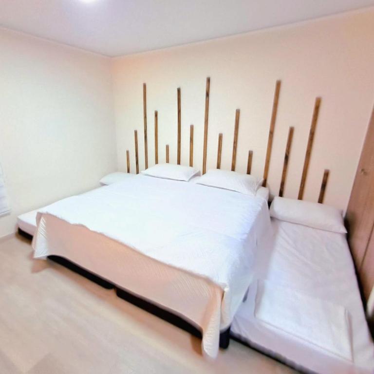 Departamento estudio frente a salida de metro en Santiago - One-Bedroom Apartment - 3