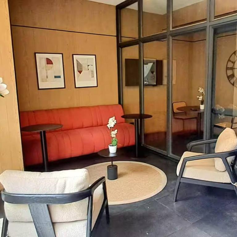 Departamento estudio frente a salida de metro en Santiago - One-Bedroom Apartment - 33