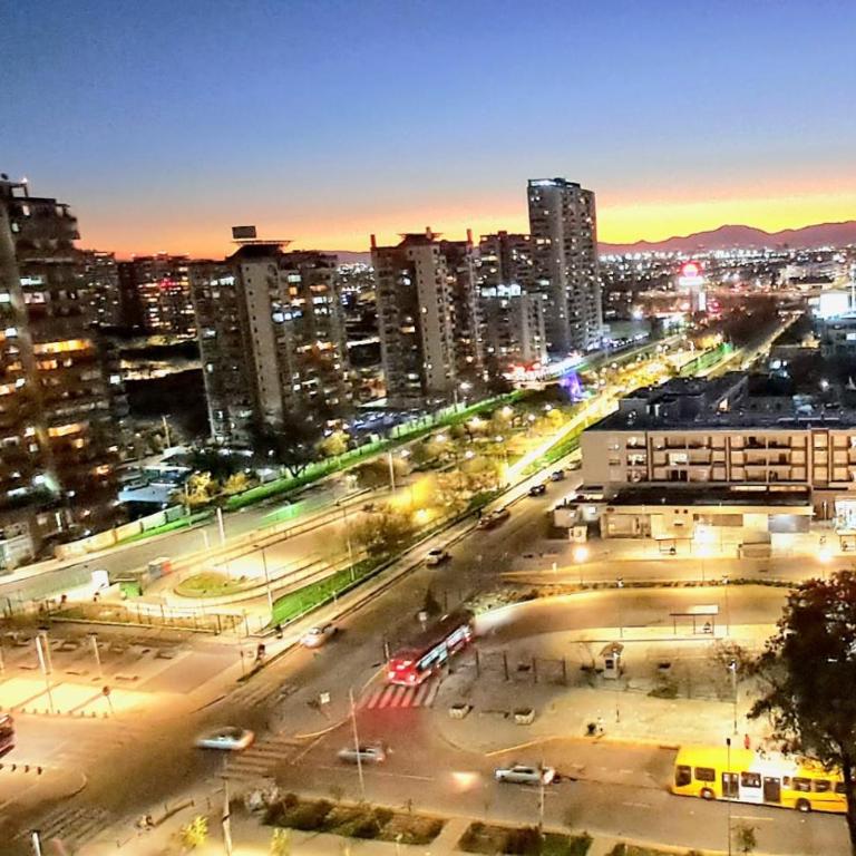 Departamento estudio frente a salida de metro en Santiago - One-Bedroom Apartment - 6