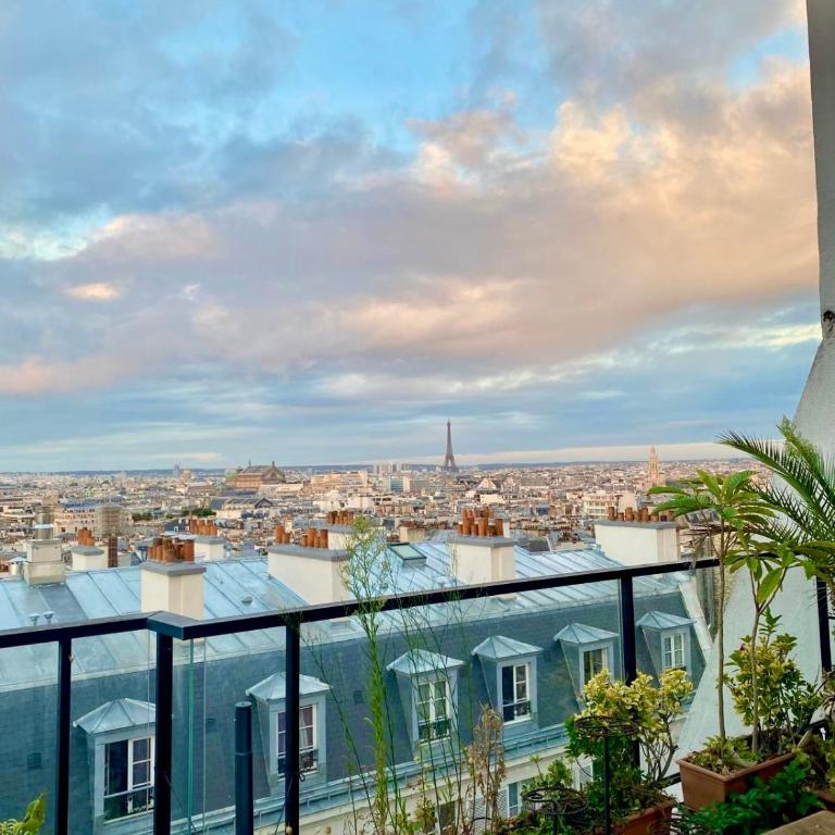 Vue Exceptionnelle & Terrasse - Appartement Vintage chez une Parisienne - Appartement 1 Chambre - 26