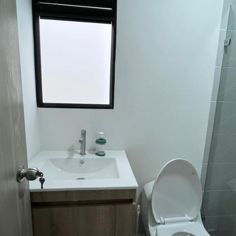 Acogedor y cómodo loft Medellín cerca al Estadio - One-Bedroom Apartment - 5