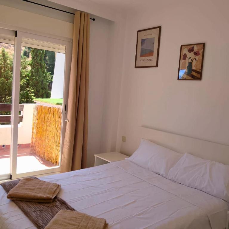 Horizon Calanova Grand Golf - Apartamento Deluxe de 2 dormitorios con vistas al jardín - 4