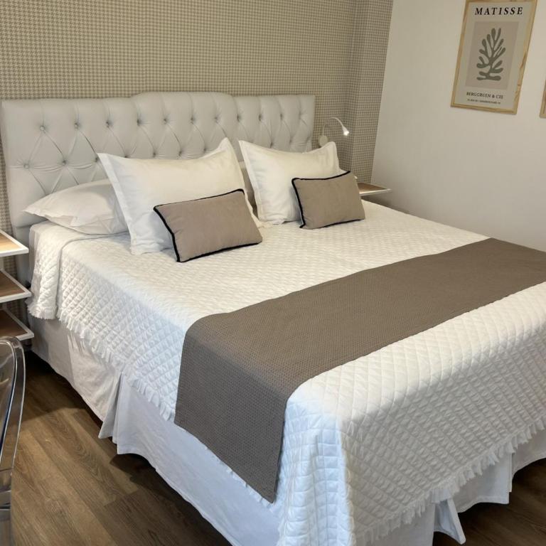 Hotel Alvear - Two-Bedroom Apartment - 4