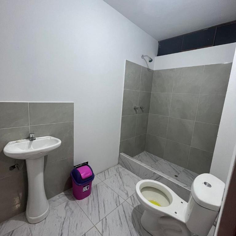 Las Lomas Hotel - Double Room with Private Bathroom - 3