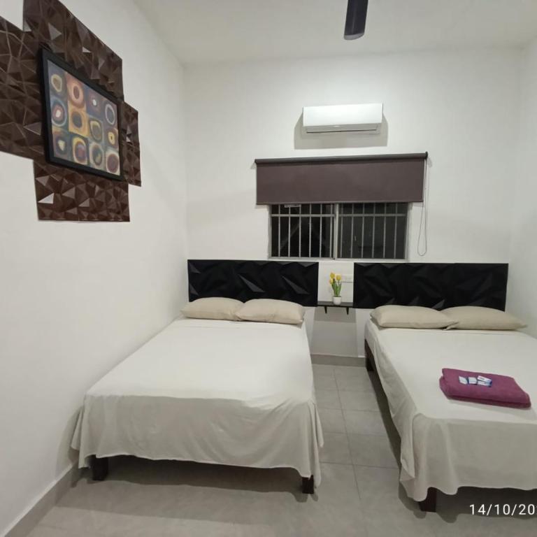 Hotel y Hostal AH MUN - Twin Room - 3