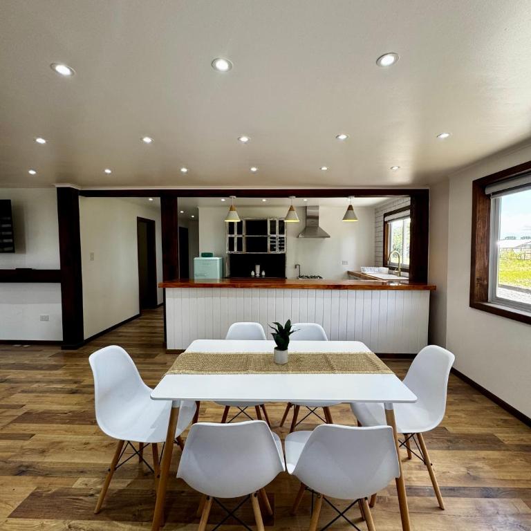 Aura Casa de Campo - Three-Bedroom Home - 9
