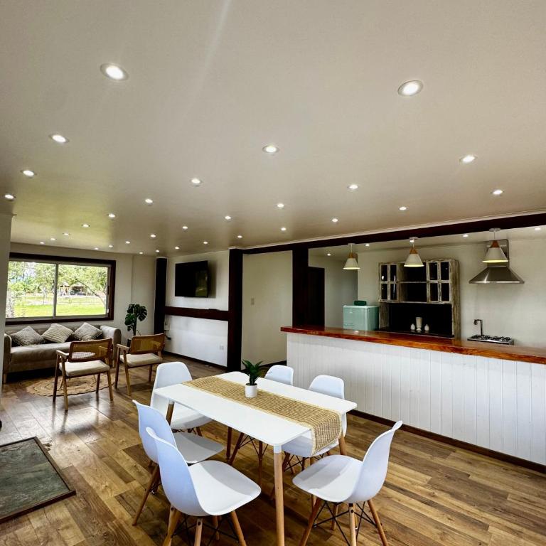 Aura Casa de Campo - Three-Bedroom Home - 11