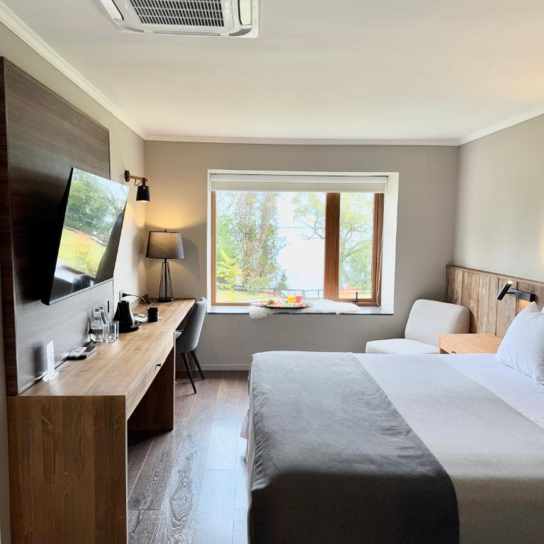 Cascadas Hotel - Double Room with Lake View - 2