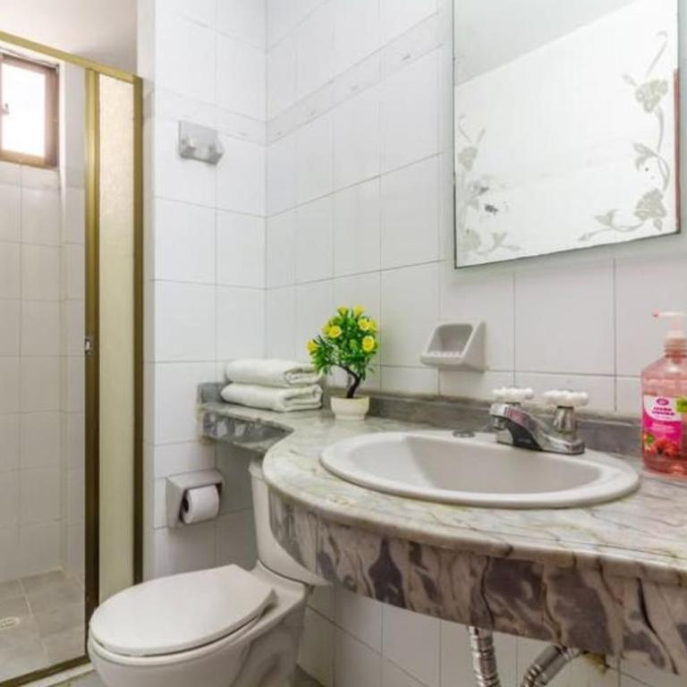 Rooms Bocagrande Beach Cartagena Moon - Two-Bedroom Apartment - 5