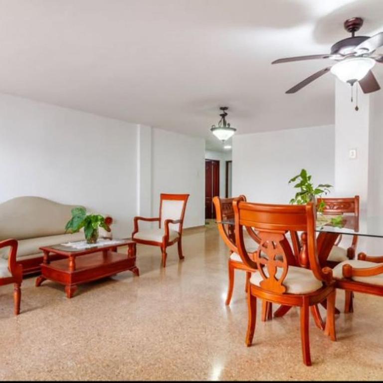 Rooms Bocagrande Beach Cartagena Moon - Two-Bedroom Apartment - 9