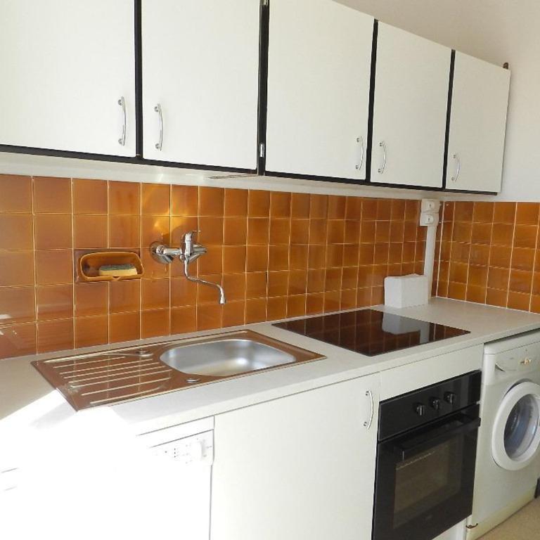 Appartement 2P en bord de mer avec parking, 4 couchages - Le Lavandou - FR-1-251-909 - Apartment - 4