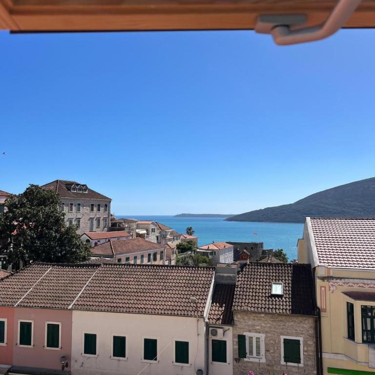 Clock Tower Apartments Duplex Old Town Herceg Novi - One-Bedroom Apartment - 7
