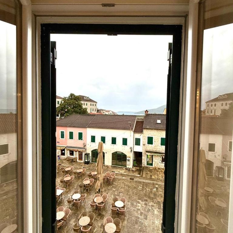 Clock Tower Apartments Duplex Old Town Herceg Novi - One-Bedroom Apartment - 9