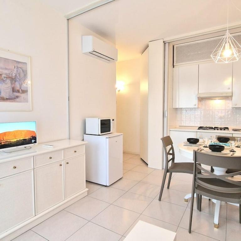 Foscolo POOL apartment - Appartamento Standard - 20