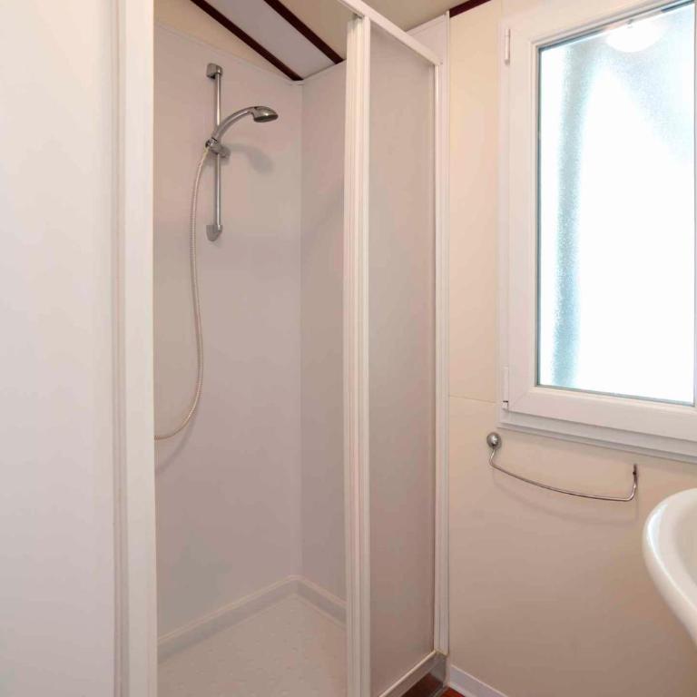Camping Baia Verde Mobilehomes - Lake Garda 22044 - Casa Mobile - 4