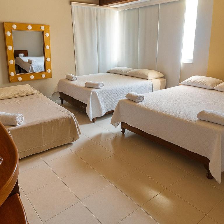 Valle Suites, la mejor zona - Habitación Familiar con bañera - 2