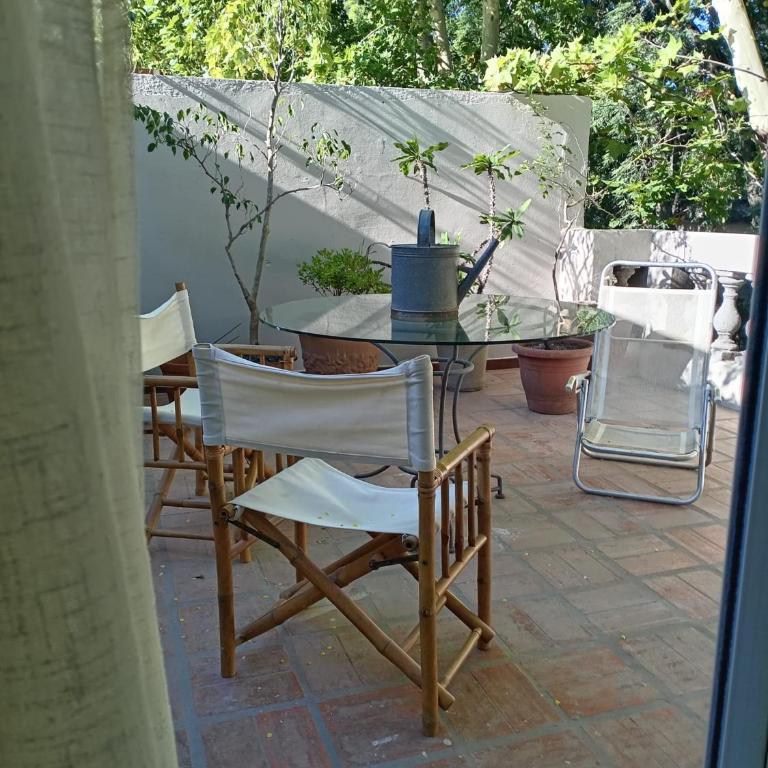 Casa Centrica en Colonia - Vistas Abiertas y Patio Natural - Three-Bedroom Vacation Home - 2
