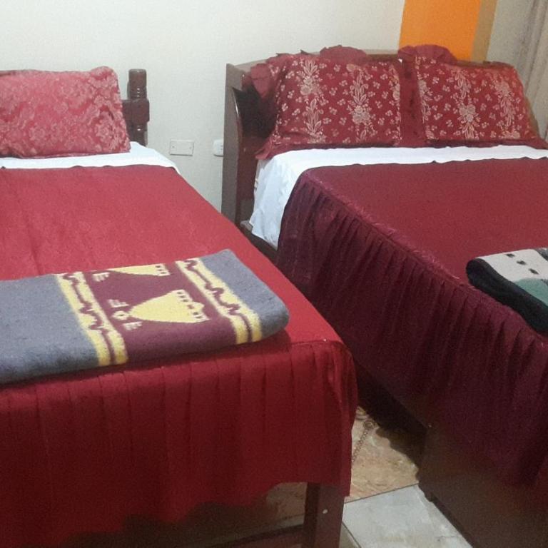 Hospedaje San Pedro Tacna - Habitación Deluxe con 2 camas grandes - 3