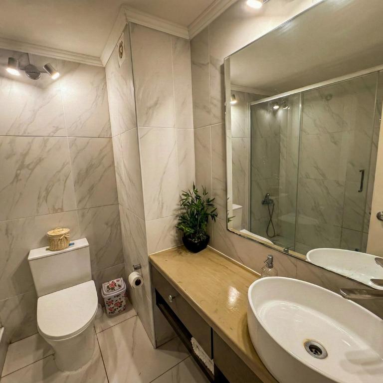 Departamento Familiar de Lujo Frente al Mar - Three-Bedroom Deluxe Apartment - 13