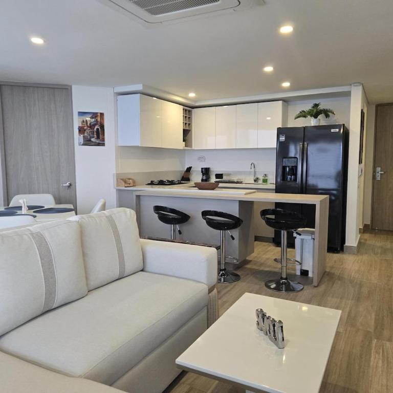 Brand New Perfectly Located 2bedroom in CieloMar - Apartment with Balcony - 2