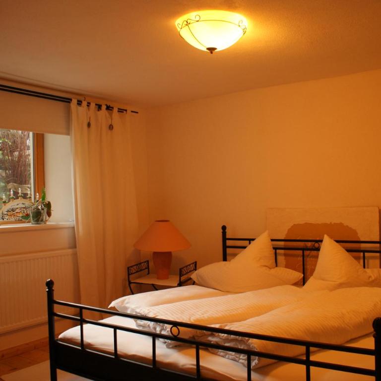 Ferienwohnung Parth - Apartment mit 2 Schlafzimmern und Terrasse - 12