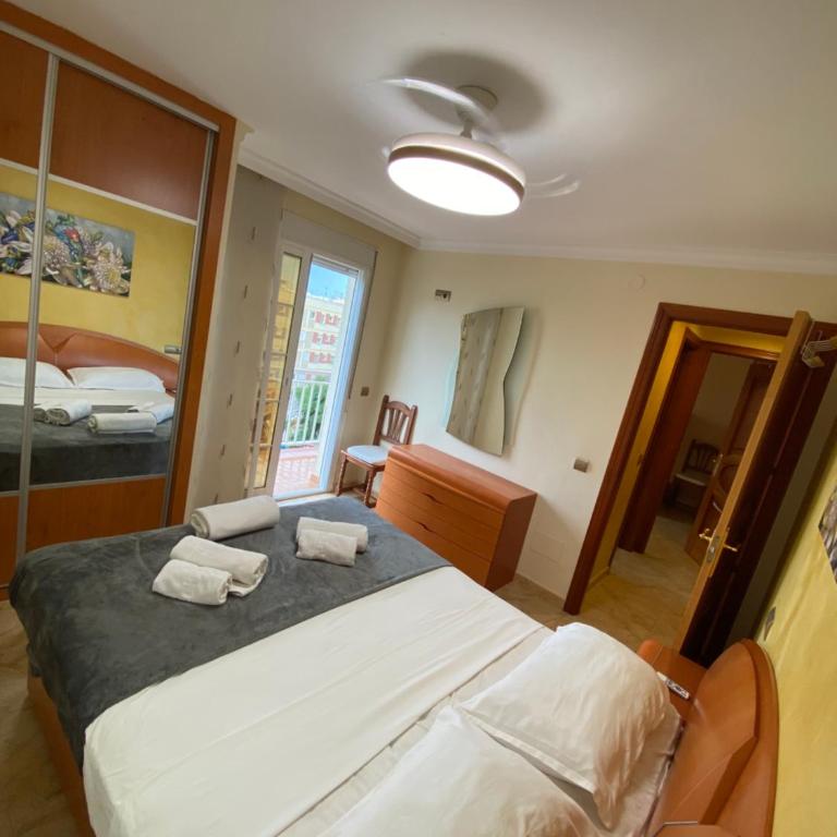 2 DB Apartamento Playa Fuengirola - Two-Bedroom Apartment with Balcony - 18