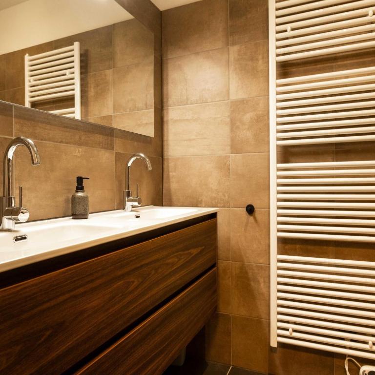 Apartment in Lungau, right next to the ski lift - Apartment mit 2 Schlafzimmern - 12