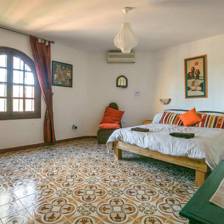 Amazing Home In Oliva - Casa Unifamiliar de 3 dormitorios - 6