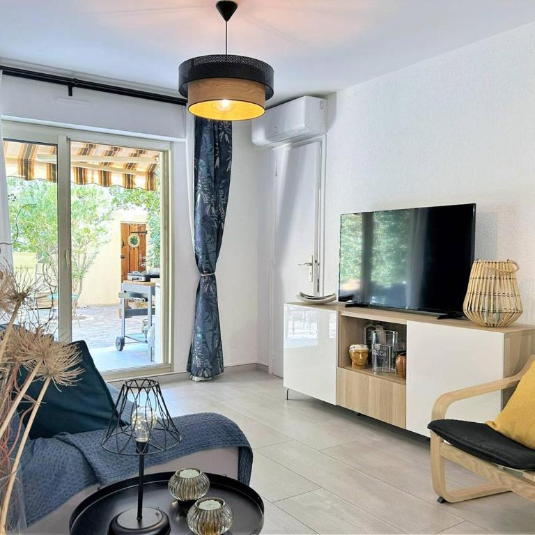 BO060-C007 Appartement 3 pièces 5 couchages BORMES LES MIMOSAS - Two-Bedroom Apartment - 1