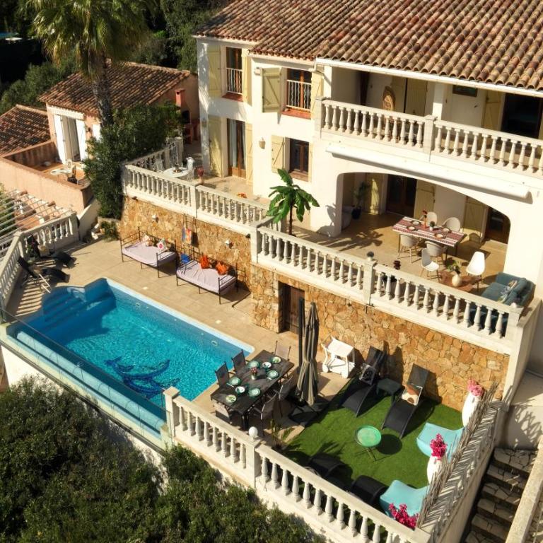 Chambre avec piscine, jacuzzi, vue mer et montagne, plage à pied - Chambre Double avec Terrasse - 1