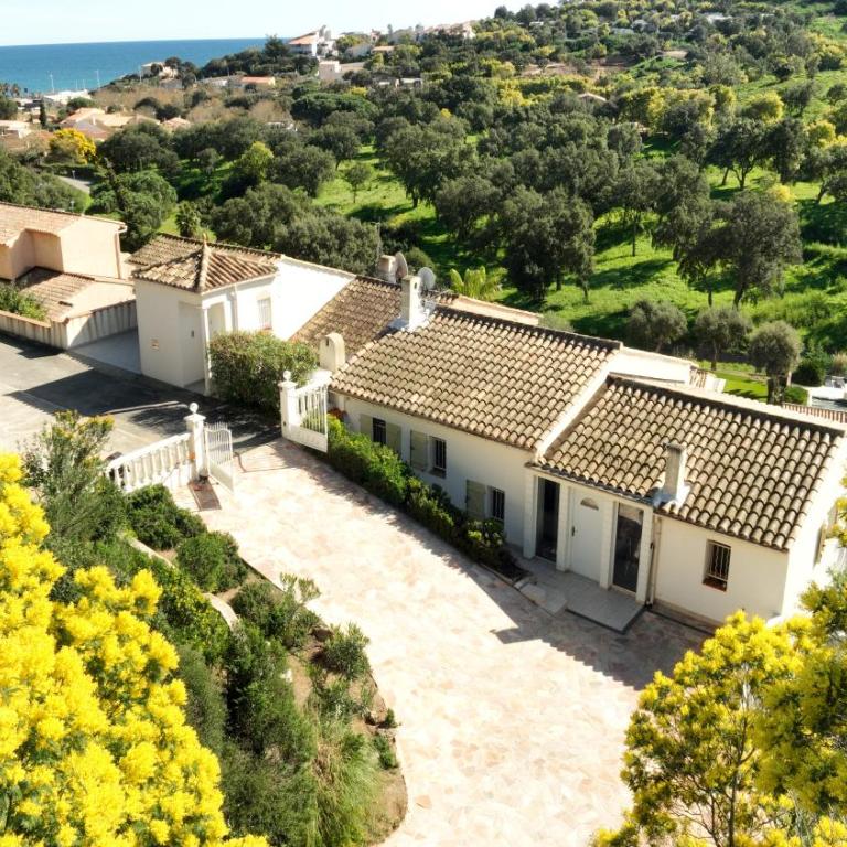 Chambre avec piscine, jacuzzi, vue mer et montagne, plage à pied - Chambre Double avec Terrasse - 9