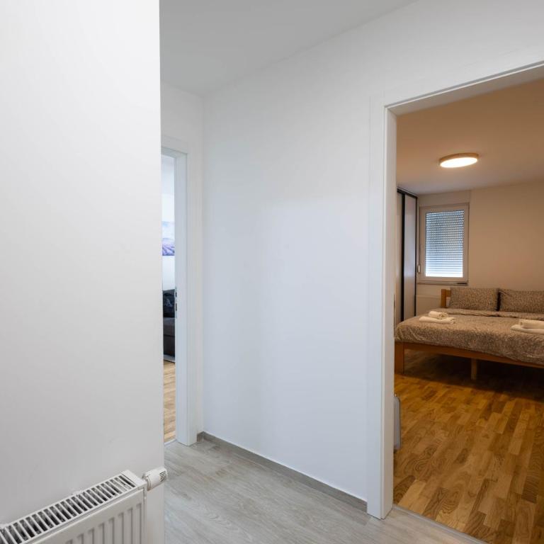 Apartment Aura - One-Bedroom Apartment - 24