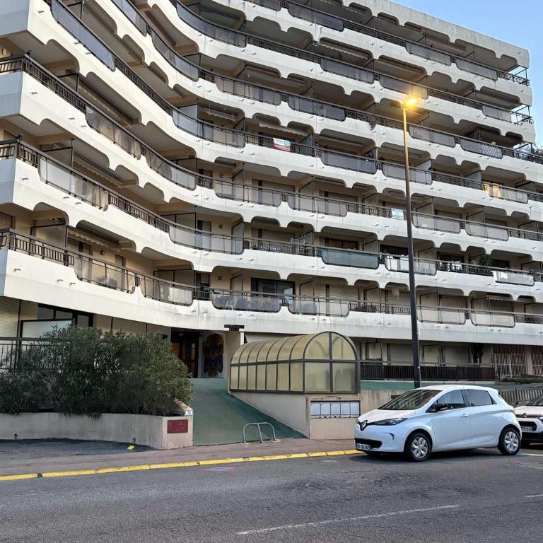 FS020-1305 Appt Studio cabine 4 personnes FREJUS - Apartment mit 1 Schlafzimmer - 14