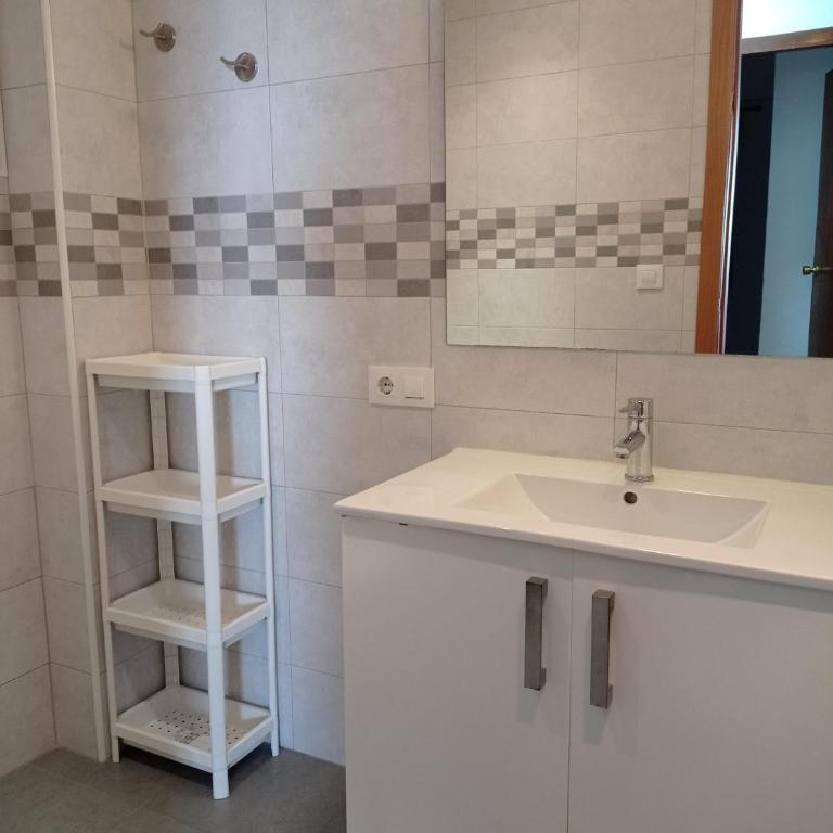 Apartamentos Bonaire 1ª Linea Wifi Solo Familias Serviplaya - Apartamento con terraza - 30