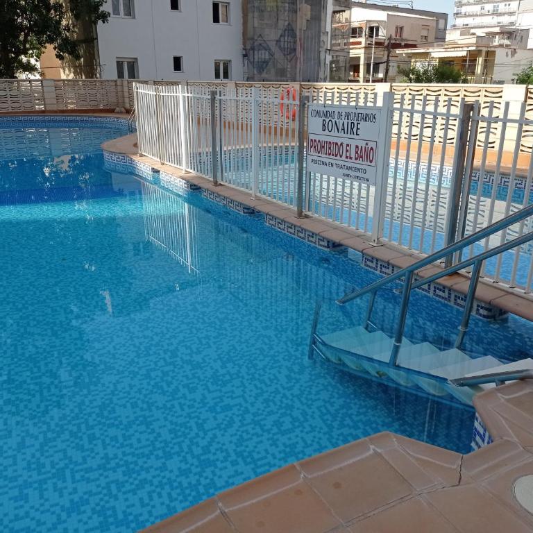 Apartamentos Bonaire 1ª Linea Wifi Solo Familias Serviplaya - Apartamento con vistas al mar - 24
