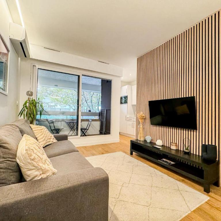 Studio clim & terrasse - free parking - 100m de la mer - Studio - 1