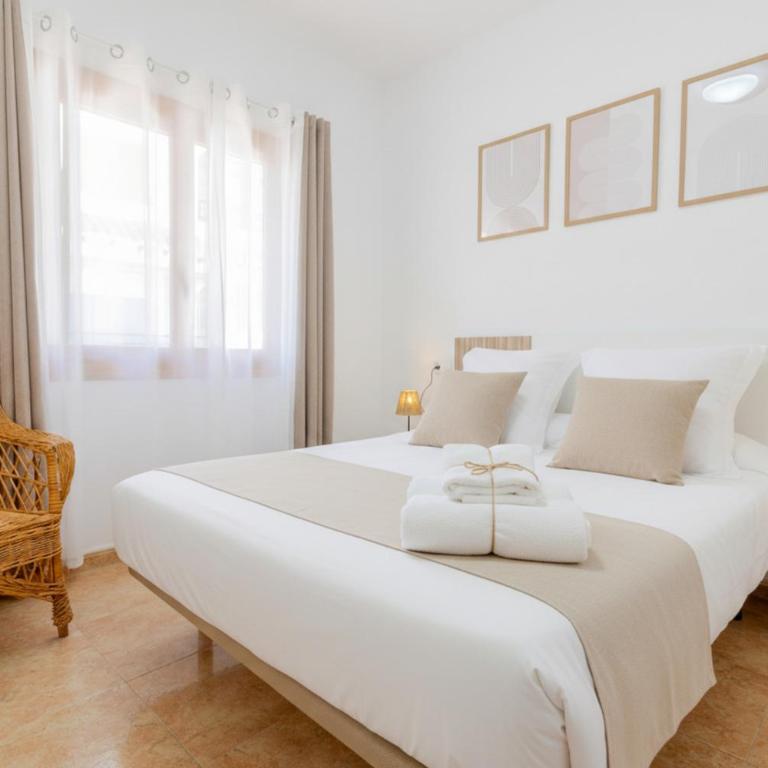 Sunny Beach Apartment in Santa Pola Minimum 11 nights - Apartamento de 2 dormitorios - 1