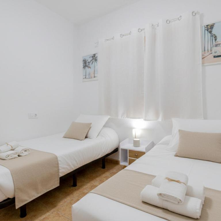 Sunny Beach Apartment in Santa Pola Minimum 11 nights - Apartamento de 2 dormitorios - 3